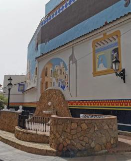 Mural "Plaça Mosquit" de Elías Úrbez Mural "Plaça Mosquit" de Elías Úrbez